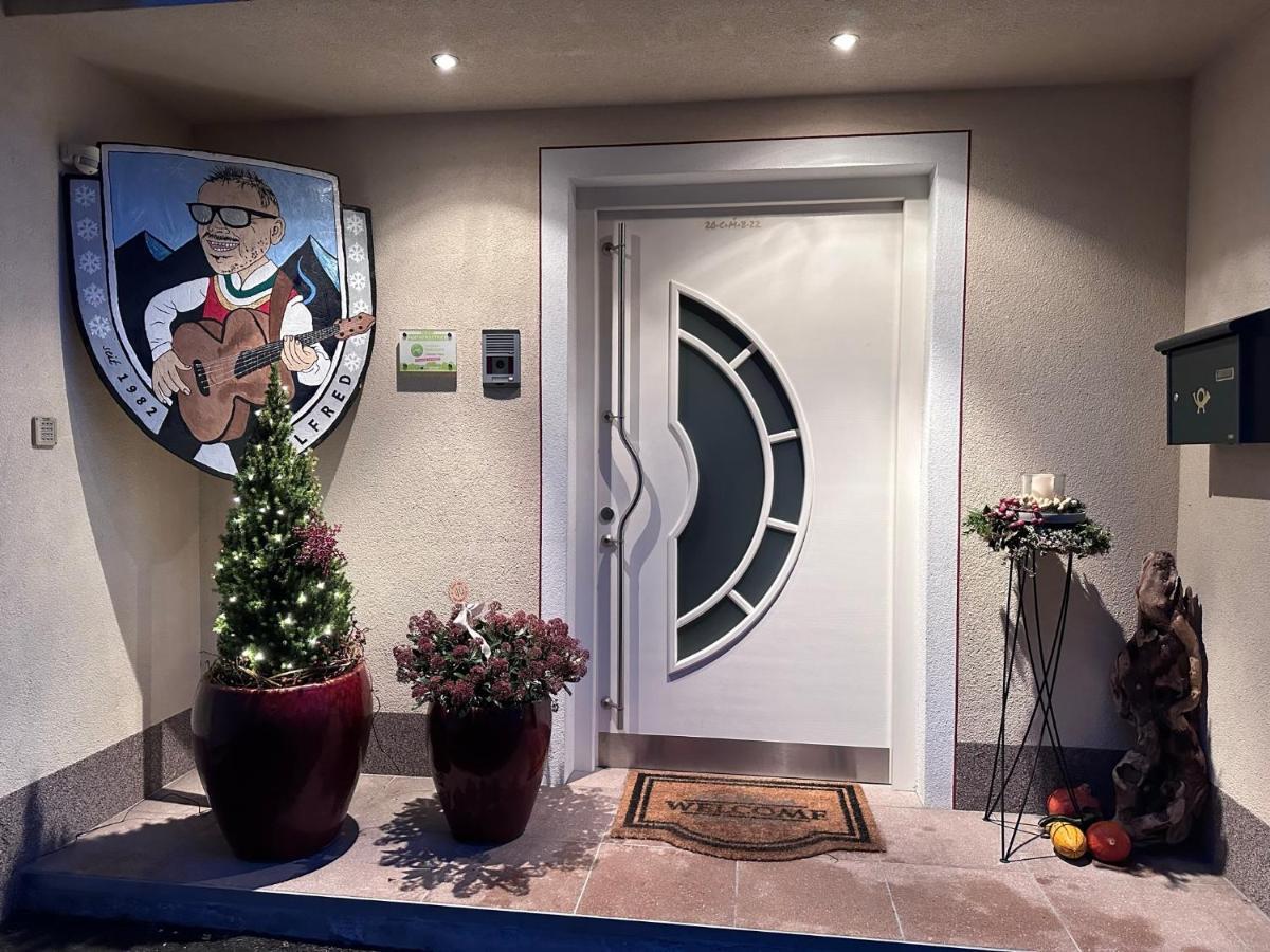 Kallis Appartement Mayrhofen Ngoại thất bức ảnh