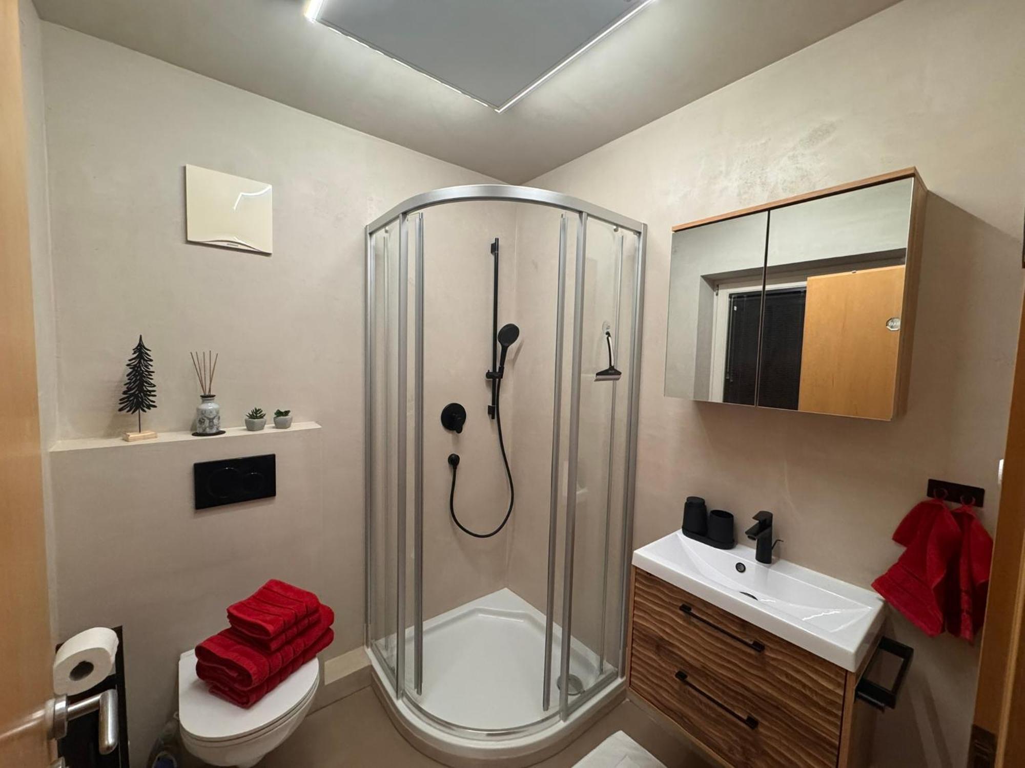Kallis Appartement Mayrhofen Ngoại thất bức ảnh